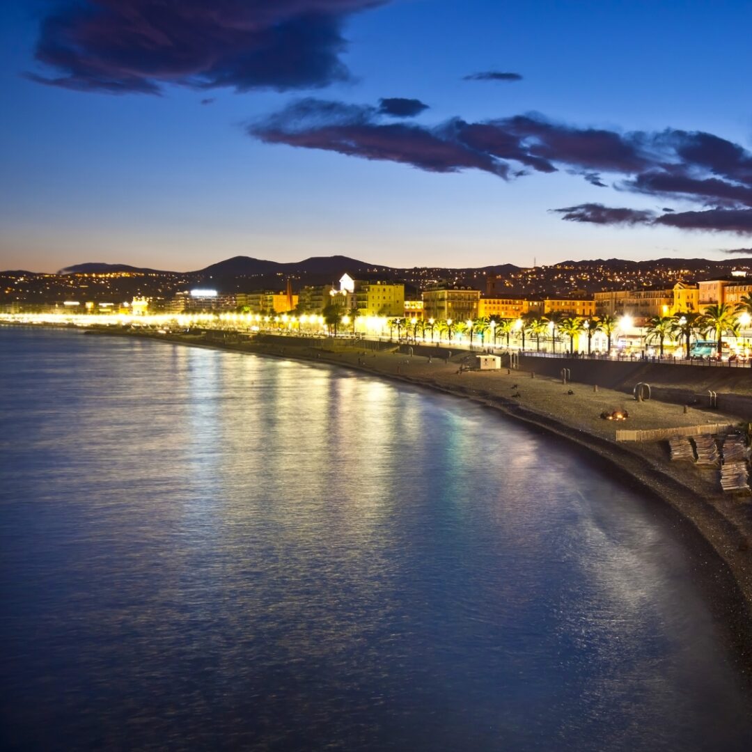 cosas que ver en niza de noche