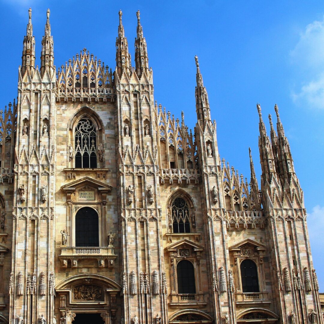 que ver en napoles y milan