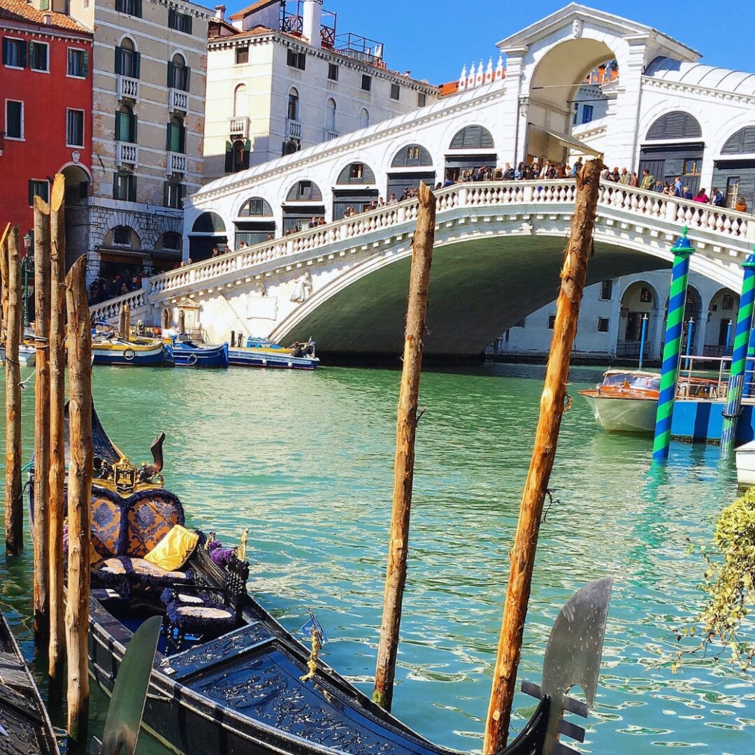 que ver en napoles y venecia