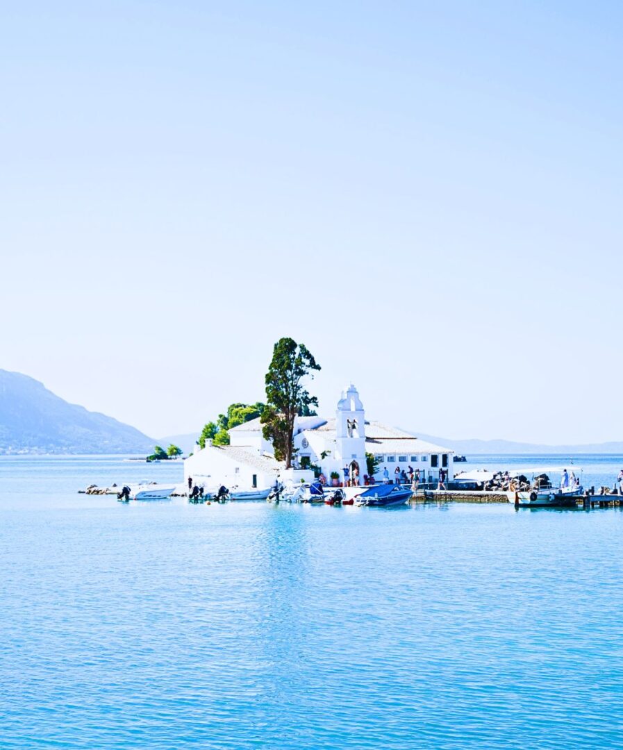 que ver en corfu en una semana