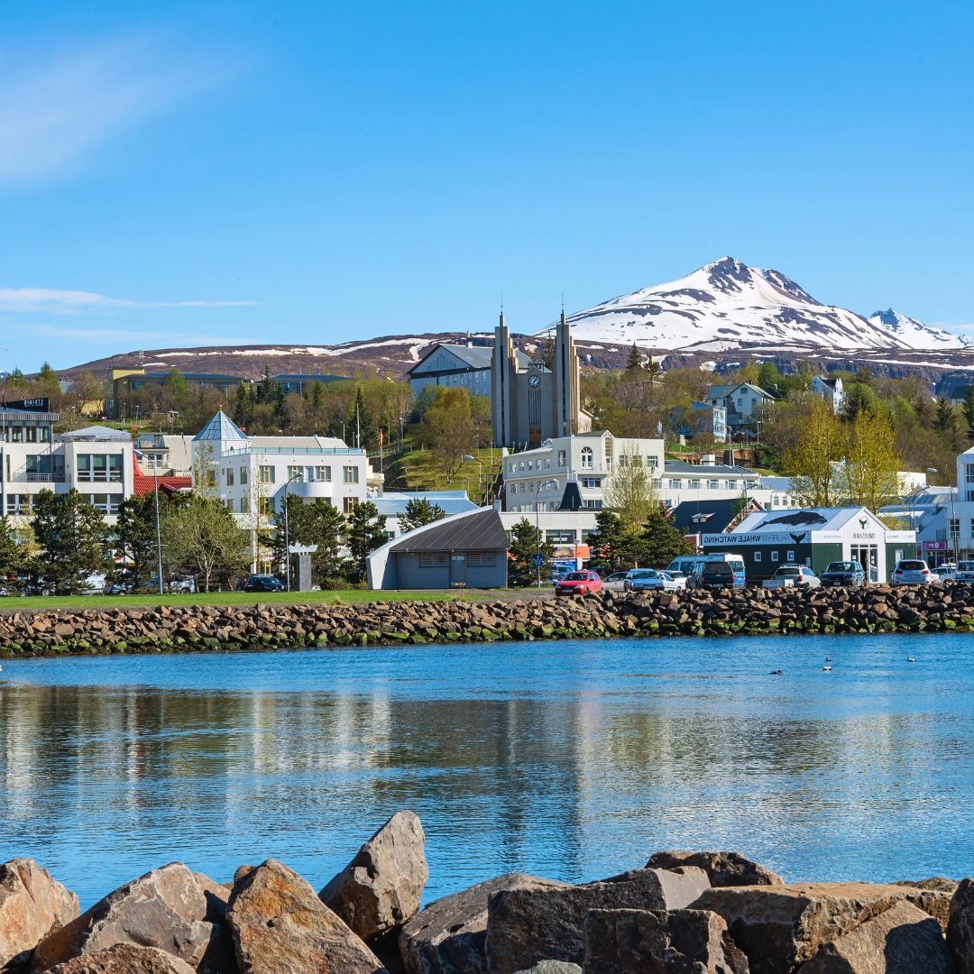 ver Akureyri islandia